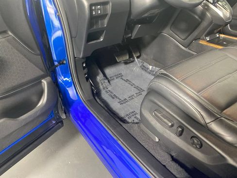 Used 2022 Honda CR-V Touring image 26