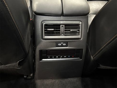 Used 2024 MAZDA CX-90 Plug-In Hybrid w/ Preferred image 9