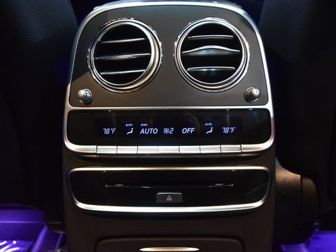 Used 2018 Mercedes-Benz S 450 4MATIC Sedan image 61