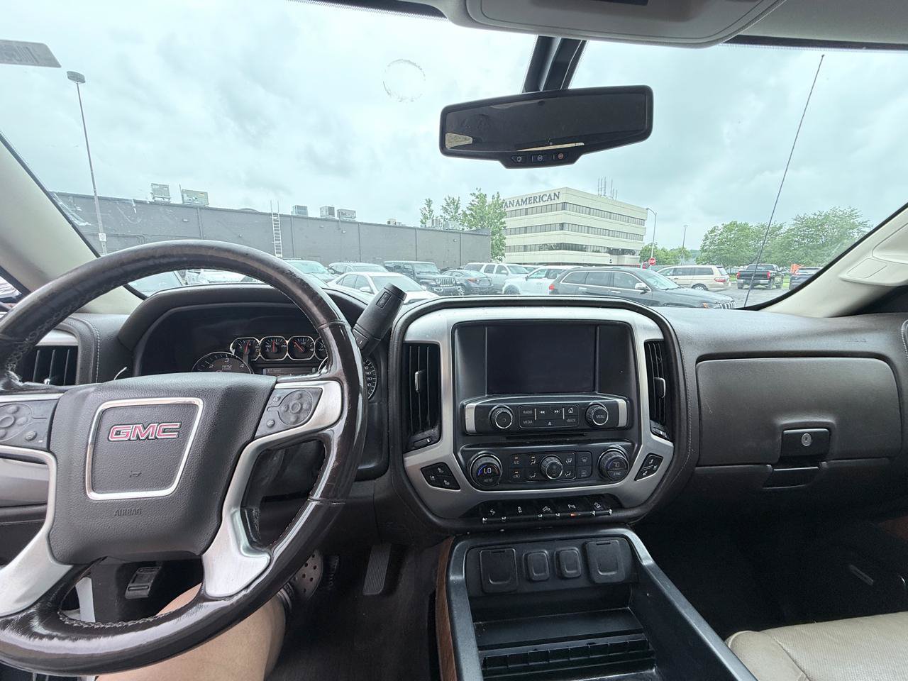Used 2018 GMC Sierra 1500 SLT w/ SLT Premium Package AWD/4WD image 17