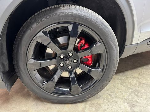 Used 2022 Ford Explorer ST w/ Equipment Group 401A image 27