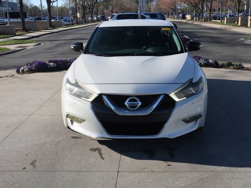 Used 2016 Nissan Maxima 3.5 SV image 3