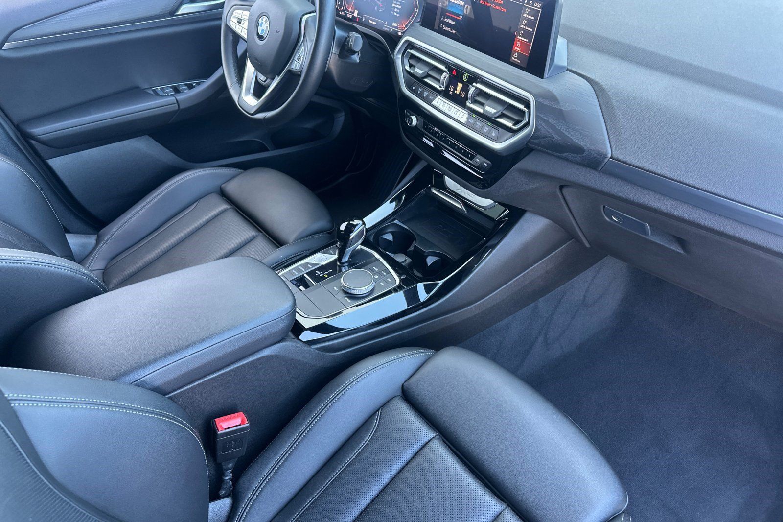 Used 2024 BMW X3 sDrive30i w/ Convenience Package RWD image 34