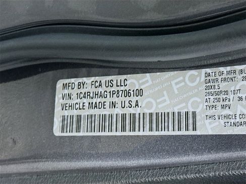 Used 2023 Jeep Grand Cherokee Altitude image 35