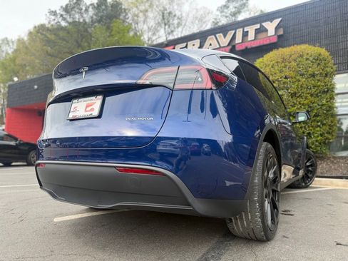 Used 2024 Tesla Model Y Long Range image 13