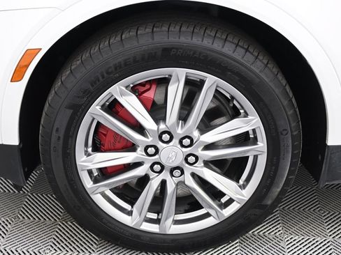 Certified 2025 Cadillac XT5 Sportv w/ Technology Package AWD/4WD image 20