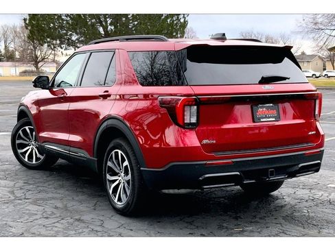 New 2025 Ford Explorer ST-Line image 17