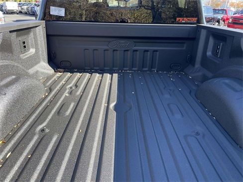 New 2026 Ford F250 Lariat w/ Black Appearance Package image 35