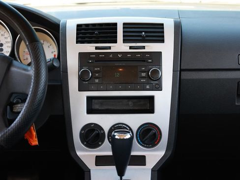 Used 2009 Dodge Caliber SXT image 33