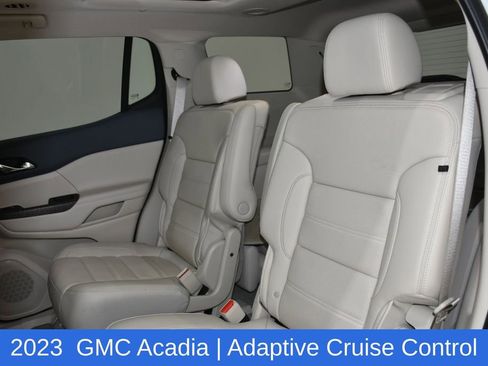 Used 2023 GMC Acadia Denali w/ Denali Ultimate Package AWD/4WD image 28