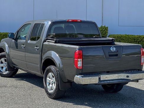 Used 2012 Nissan Frontier SV AWD/4WD image 13