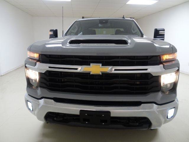 Used 2024 Chevrolet Silverado 2500 LT w/ Convenience Package AWD/4WD image 8