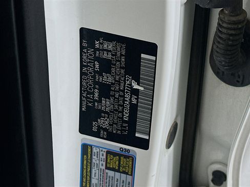 Used 2025 Kia Seltos S image 12