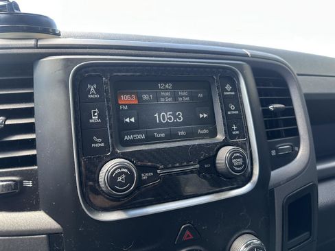 Used 2018 RAM 1500 Express w/ Express Value Package AWD/4WD image 24