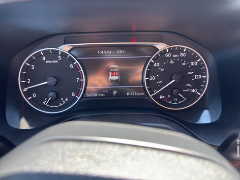 Used 2025 Nissan Rogue SV AWD/4WD image 15