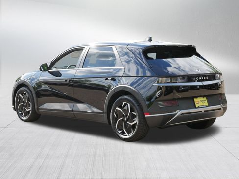 Used 2023 Hyundai Ioniq 5 SEL AWD/4WD image 5