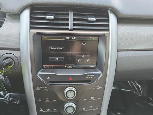 Used 2013 Ford Edge SEL image 20