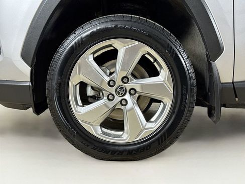 Certified 2021 Toyota RAV4 Limited image 27