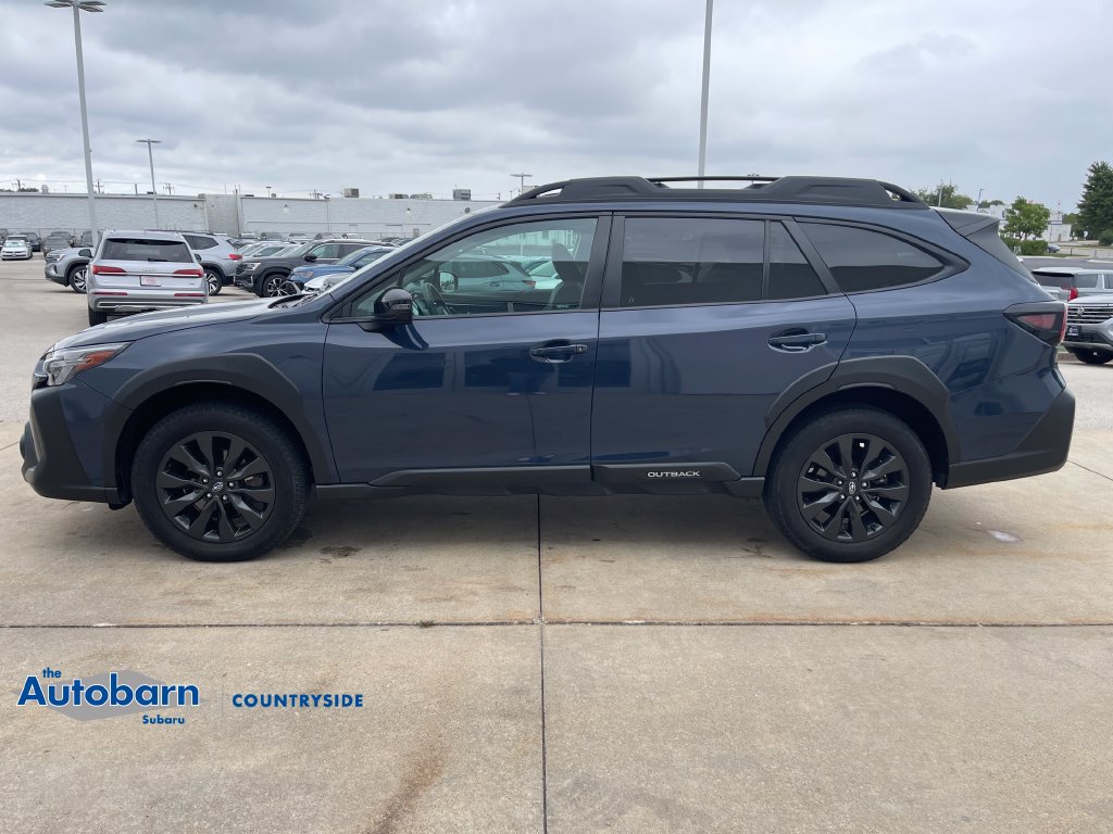Used 2024 Subaru Outback Onyx Edition AWD/4WD image 2