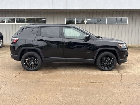 New 2026 Jeep Compass Latitude w/ Quick Order Package 29K image 2