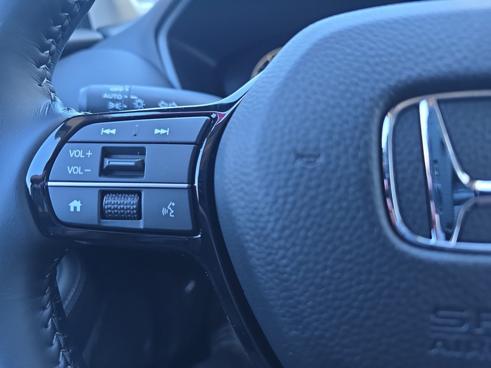 New 2027 Honda HR-V EX-L image 16