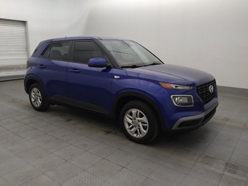 Used 2022 Hyundai Venue SE FWD image 11
