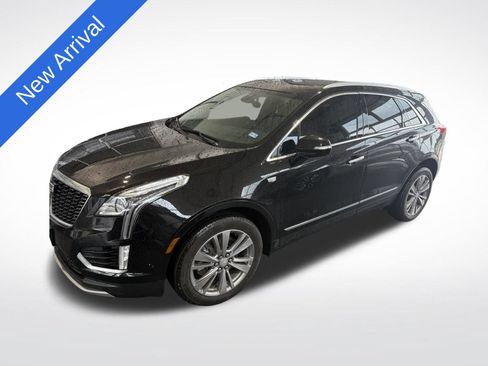 Used 2024 Cadillac XT5 Premium Luxury w/ Technology Package FWD image 1