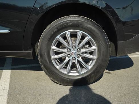 Used 2024 Buick Enclave Premium image 43