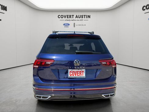 Used 2024 Volkswagen Tiguan SEL R-Line AWD/4WD image 4