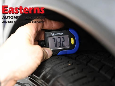 Used 2019 Nissan Rogue S image 27