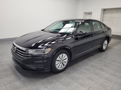Used 2019 Volkswagen Jetta S w/ Driver Assistance Package FWD image 2