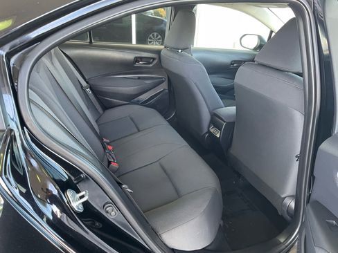 Used 2024 Toyota Corolla LE image 9