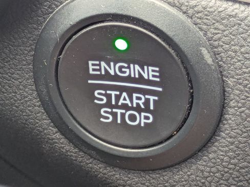 Used 2020 Ford Escape SE FWD image 27