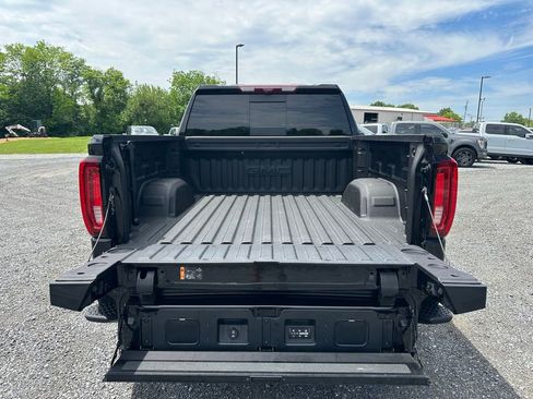 Used 2025 GMC Sierra 1500 Denali Ultimate AWD/4WD image 19