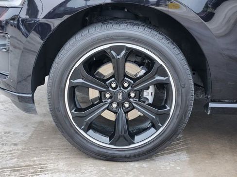 Used 2023 Ford Expedition Limited RWD image 10