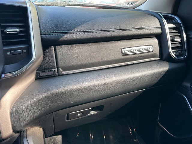Used 2021 RAM 1500 Laramie AWD/4WD image 4