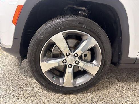 Used 2022 Jeep Grand Cherokee L Limited image 37