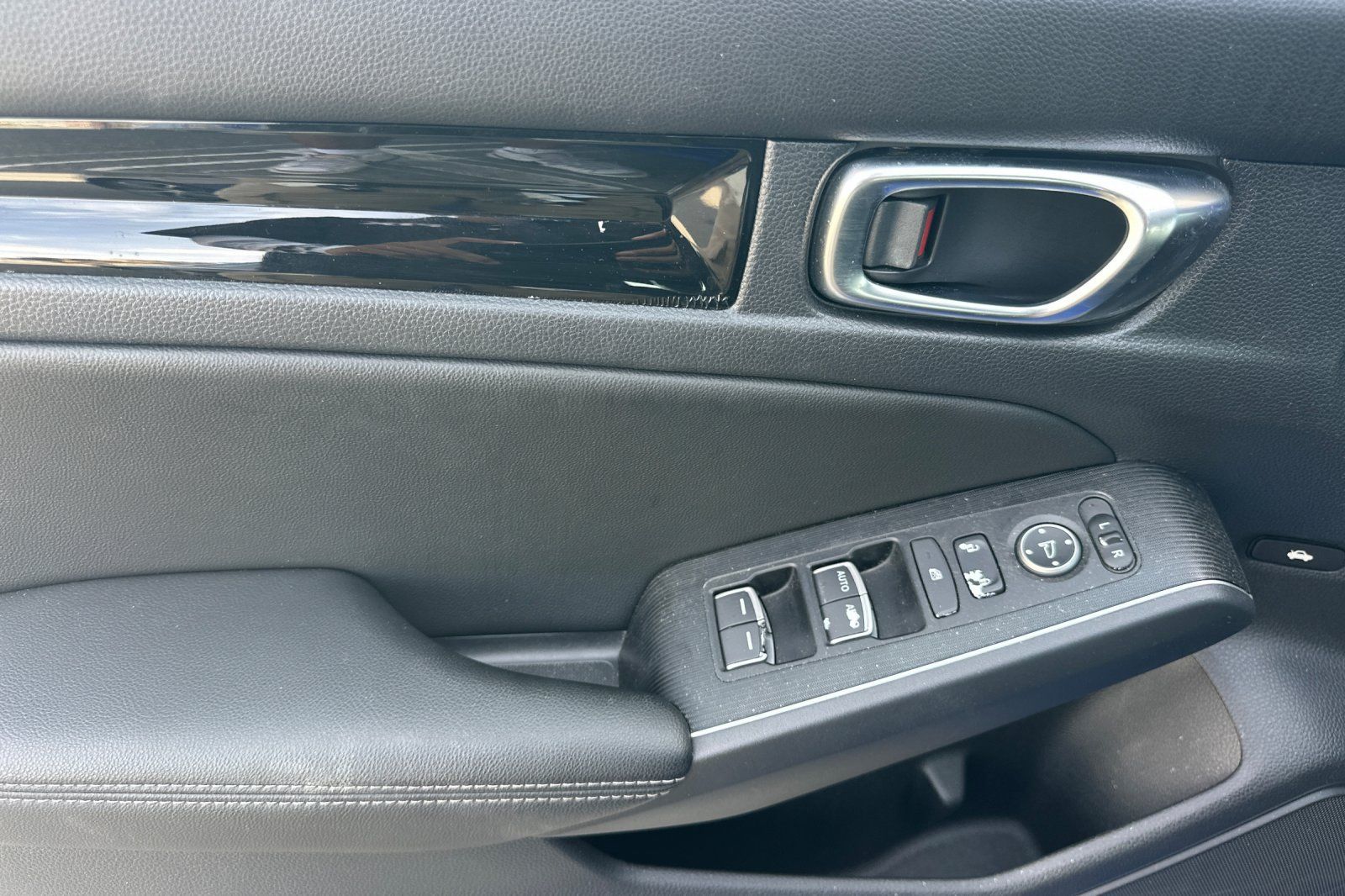 Certified 2022 Honda Civic Touring image 11