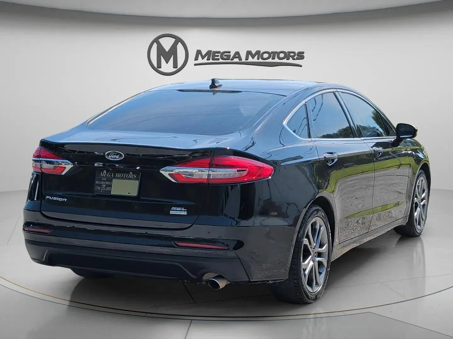 Used 2019 Ford Fusion SEL FWD image 7