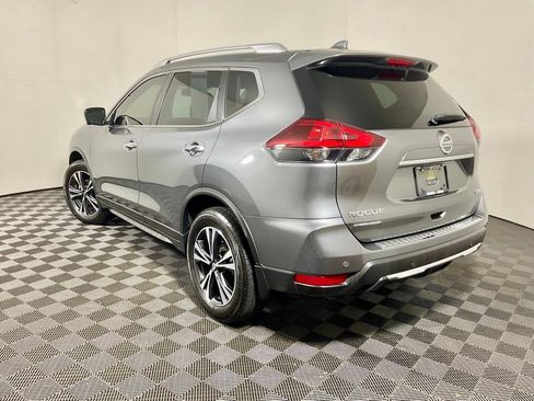 Used 2020 Nissan Rogue SV w/ Sun & Sound Touring Package AWD/4WD image 12