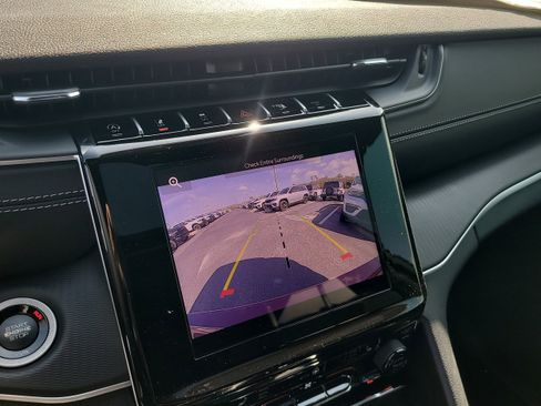 New 2026 Jeep Grand Cherokee L Laredo X image 20