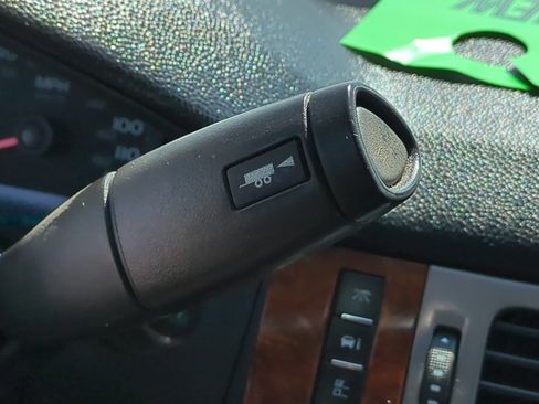 Used 2008 Chevrolet Avalanche LT w/ LT Preferred Equipment Group AWD/4WD image 23