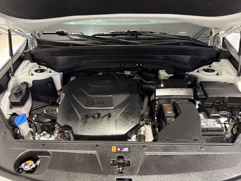 Used 2024 Kia Telluride S w/ S Sunroof Package image 10