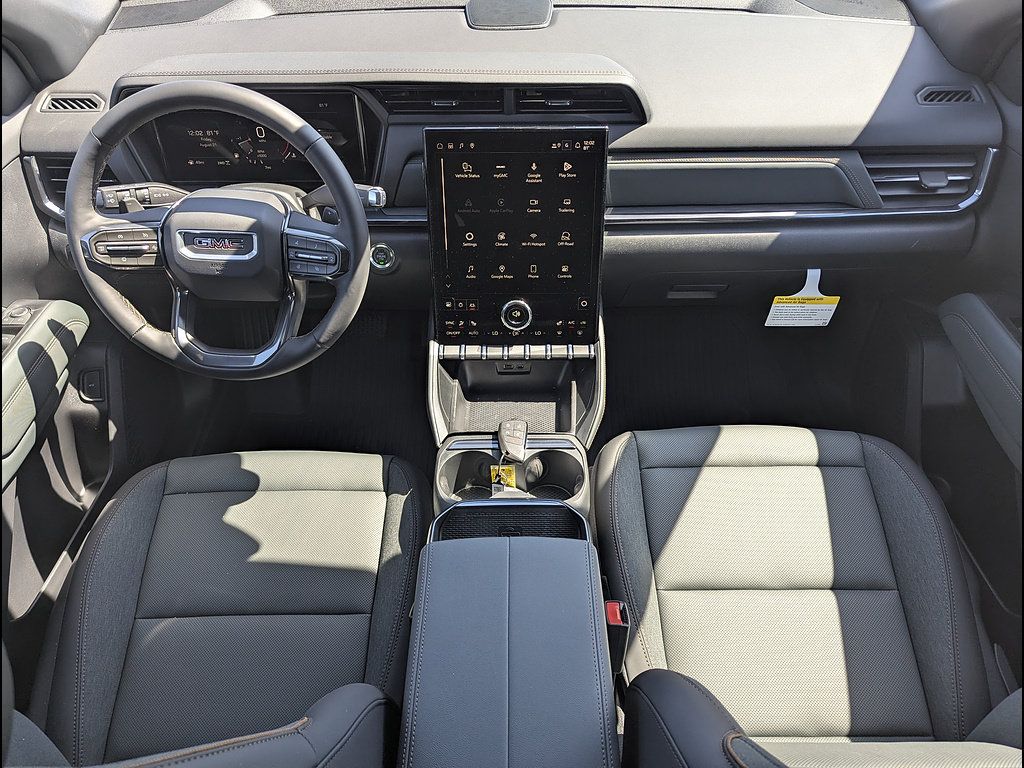 New 2027 GMC Terrain AT4 w/ LPO, Floor Liner Package AWD/4WD image 16