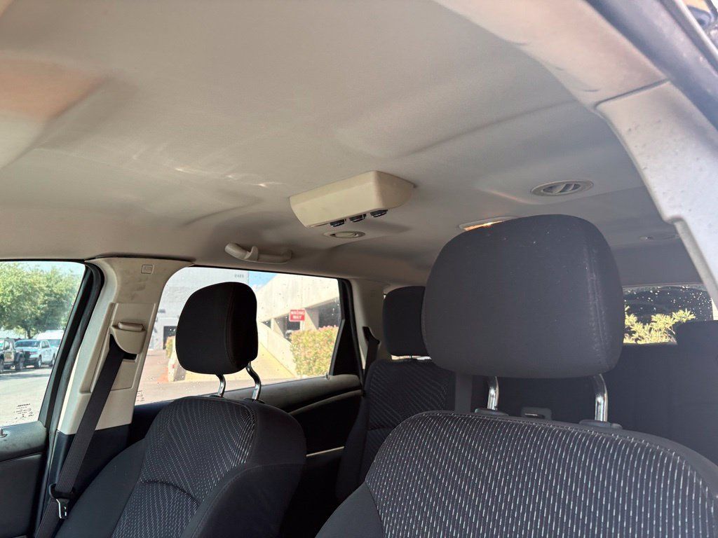 Used 2020 Dodge Journey SE w/ SE Popular Equipment Group FWD image 10
