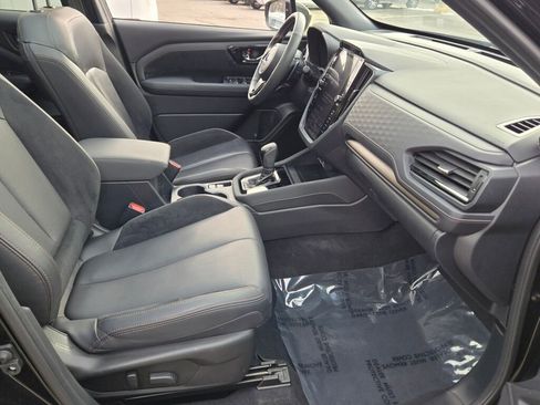 Used 2025 Subaru Forester Touring image 6