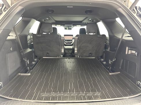 Used 2025 Ford Explorer ST-Line w/ Premium Package AWD/4WD image 85