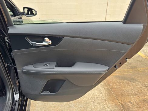 Used 2024 Kia Forte GT-Line FWD image 38