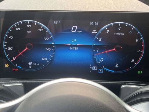 Certified 2023 Mercedes-Benz GLB 250 4MATIC image 3