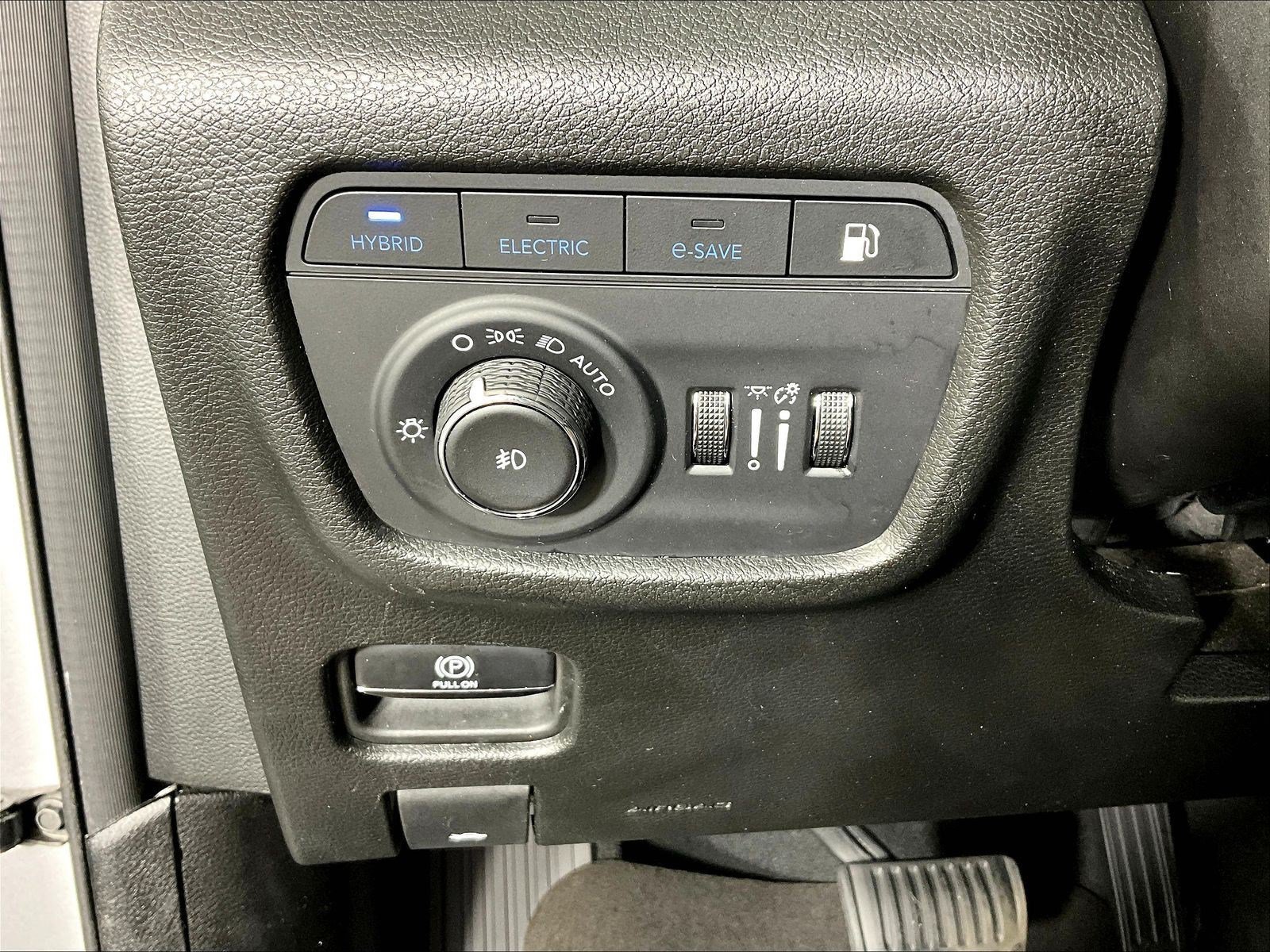 Used 2024 Jeep Grand Cherokee Limited 4xe AWD/4WD image 37
